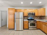 708B-Phlox-Dr-Savoy-IL-61874-large-011-024-Kitchen-1498x1000-72dpi