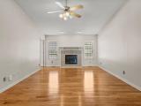 708B-Phlox-Dr-Savoy-IL-61874-large-018-015-Living-Room-1498x1000-72dpi
